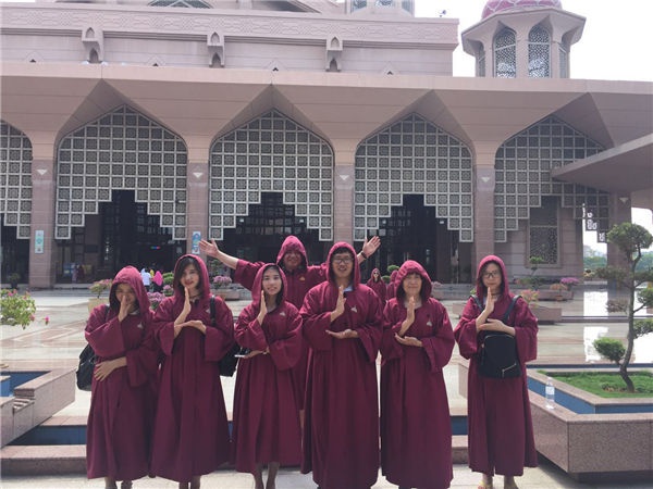 乐动(中国)集团新马旅游 